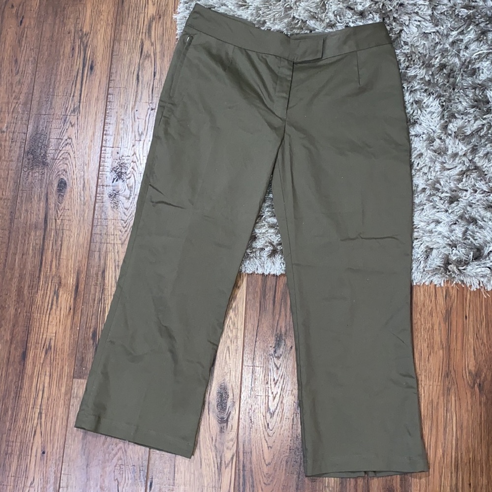 Size 10 Nike Golf Crop Brown Pants Like New Condition - Picture 3 of 6